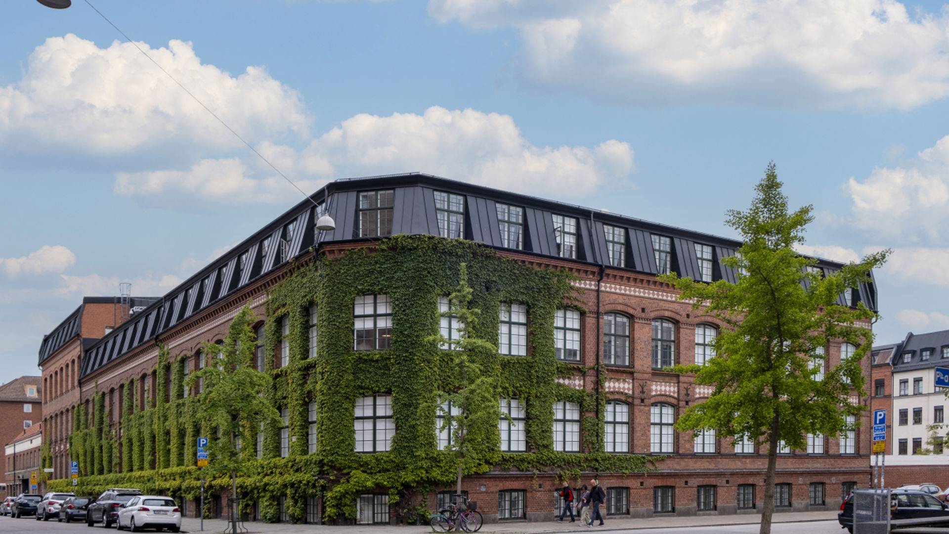 Monbijougatan 17A, City - Charmig källarlokal med industrikänsla i anrika Trikåfabriken!