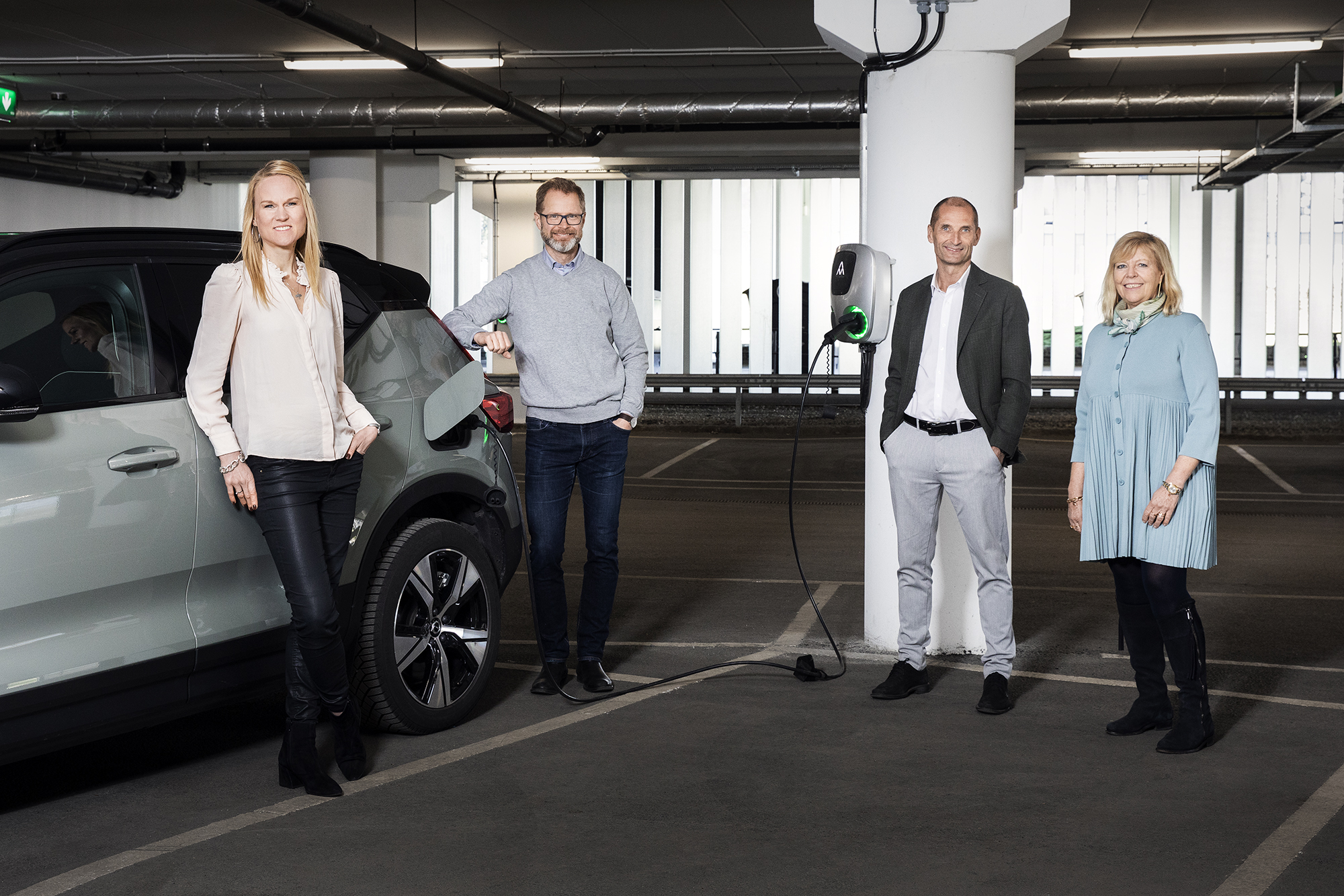 Susanne Hägglund på Volvo Cars, Axel Thegerström Edh från Essity, Rasmus Bergström från BatteryLoop och Agneta Kores från Stena Fastigheter.