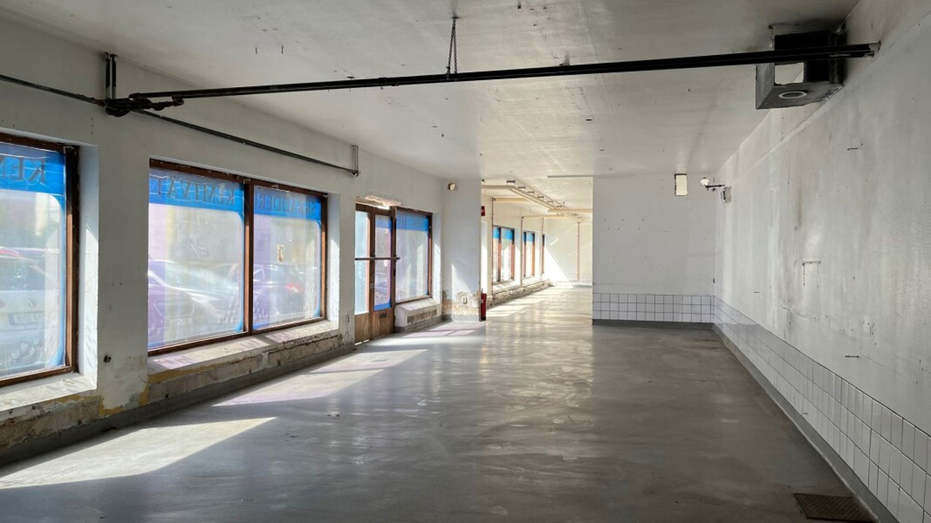 Sköndalsvägen 53, Sköndal - Unik möjlighet – butik/kontor med utvecklingspotential i Sköndal