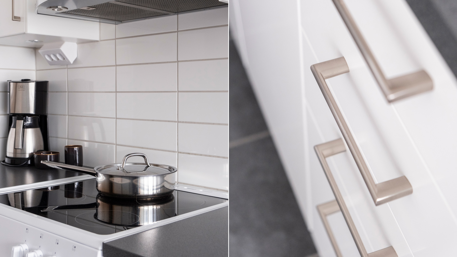 Kollagebild från ett modernt kök: till vänster syns en svart spishäll med vit spis, rostfri kastrull, kaffebryggare och vit kaklad vägg med fläkt ovanför. Till höger en närbild på raka, rostfria handtag på vita köksskåp mot mörkt klinkergolv.
