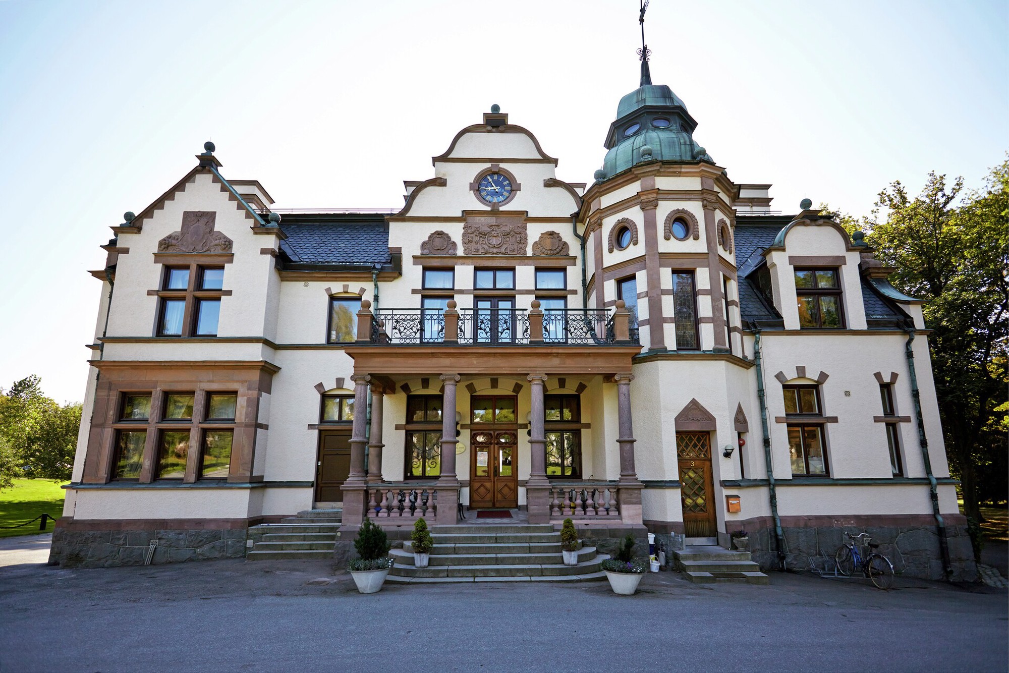 Ljunglöfska slottets fasad. 
