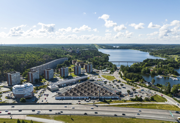 Översiktsbild på Vårby uppifrån.