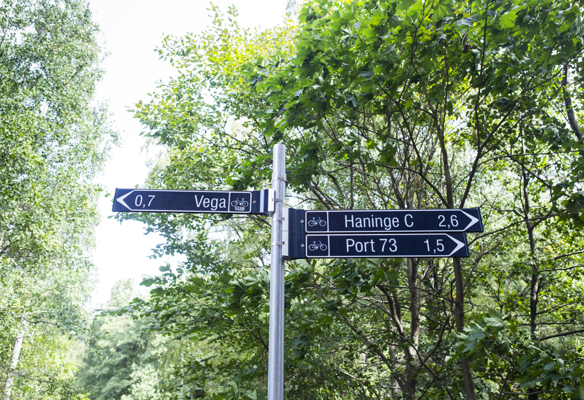 Vägvisningsskylt i Haninge