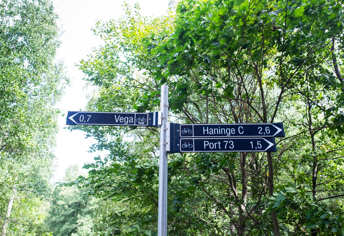 Vägvisningsskylt i Haninge