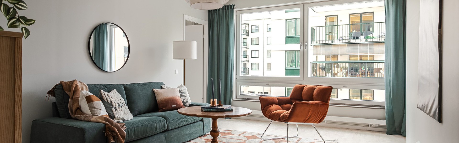 Visningslägenhet i Stella med fokus på vardagsrum